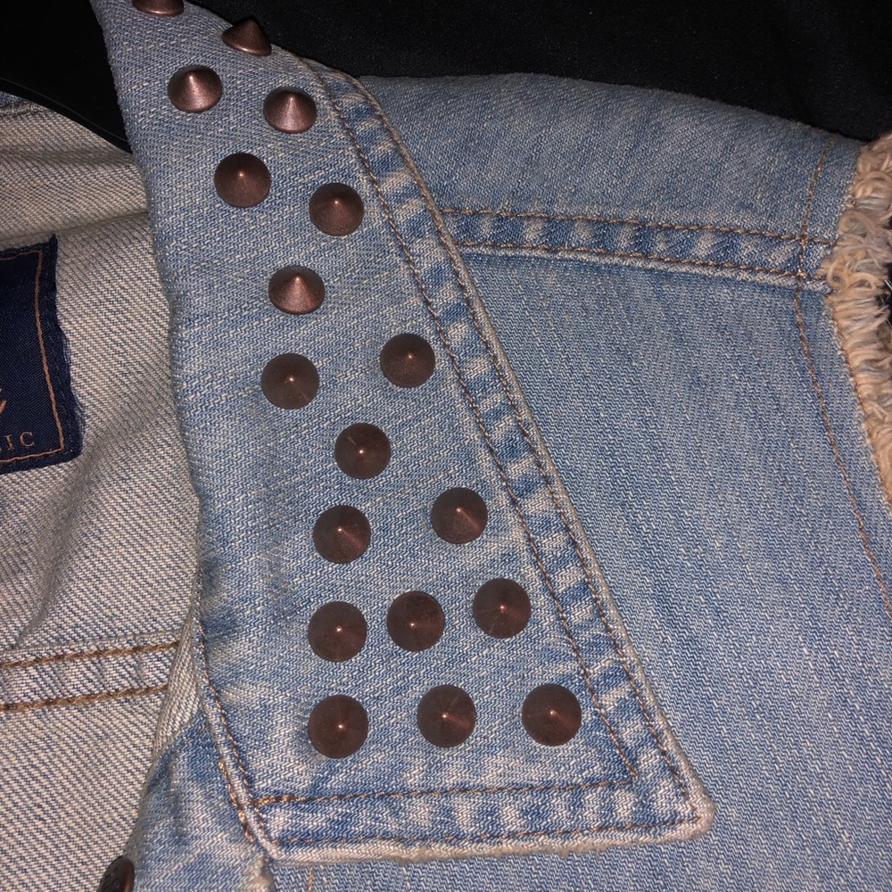 Jean vest - Picture 3 of 3